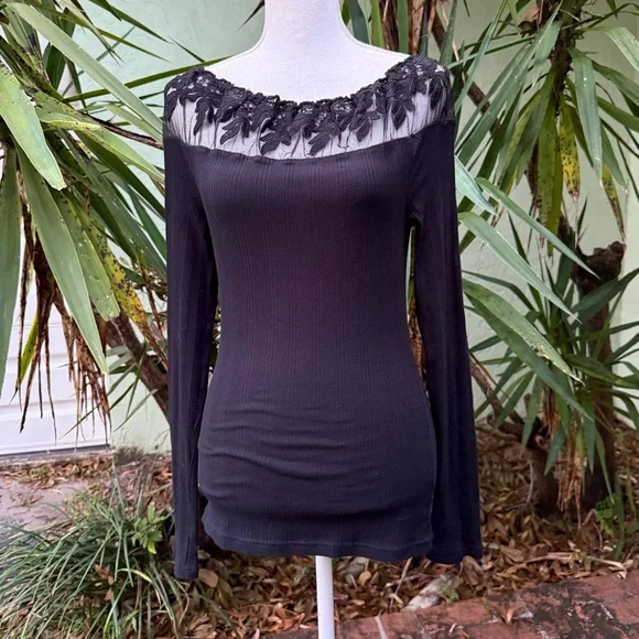 Free People Admire Me Black Lace Off Shoulder Shirt - Picture 2 of 9